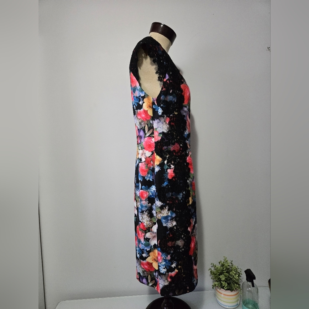 JOSEPH RIBKOFF Dark Floral and Lace Dress. Size 14 - Picture 5 of 13